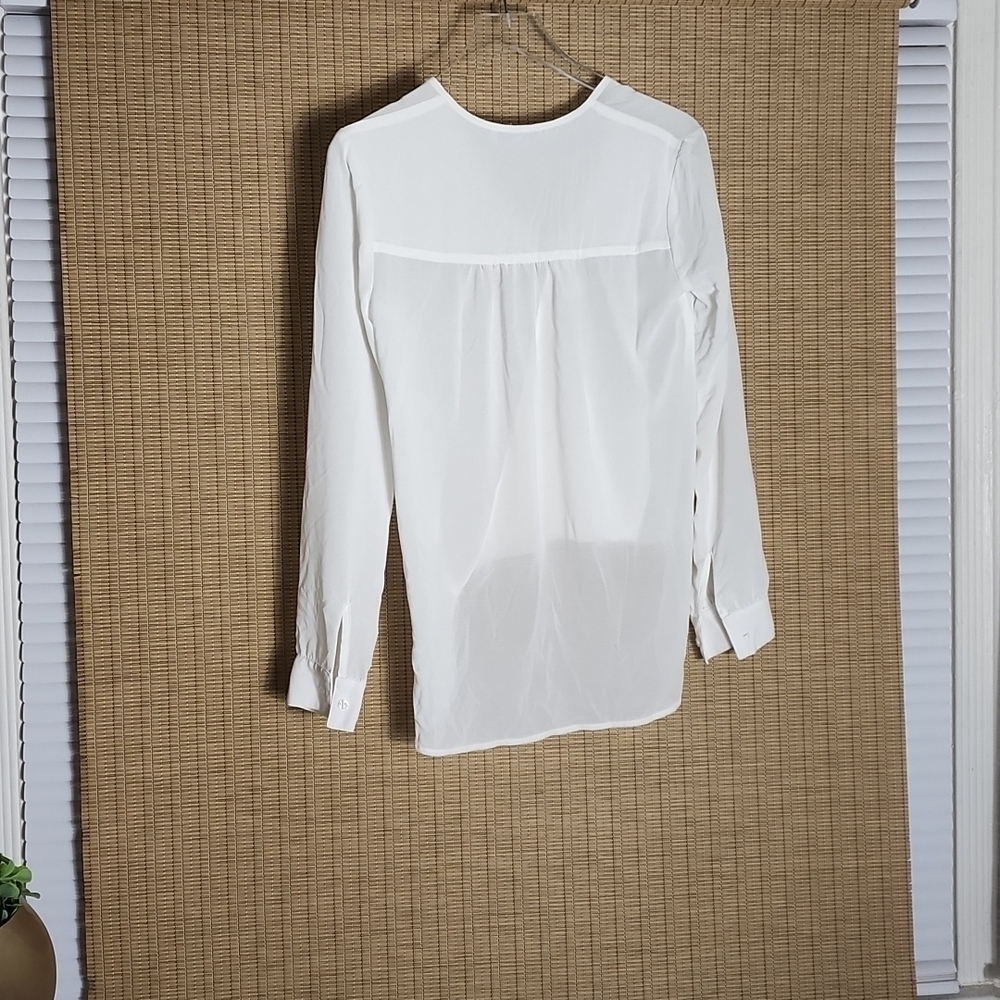 White top by Wafe - Picture 2 of 3